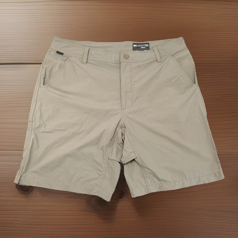 Ariat Tek Heat Series Shorts Men 38 Beige Stretch Nylon Snap Lightweight Outdoor